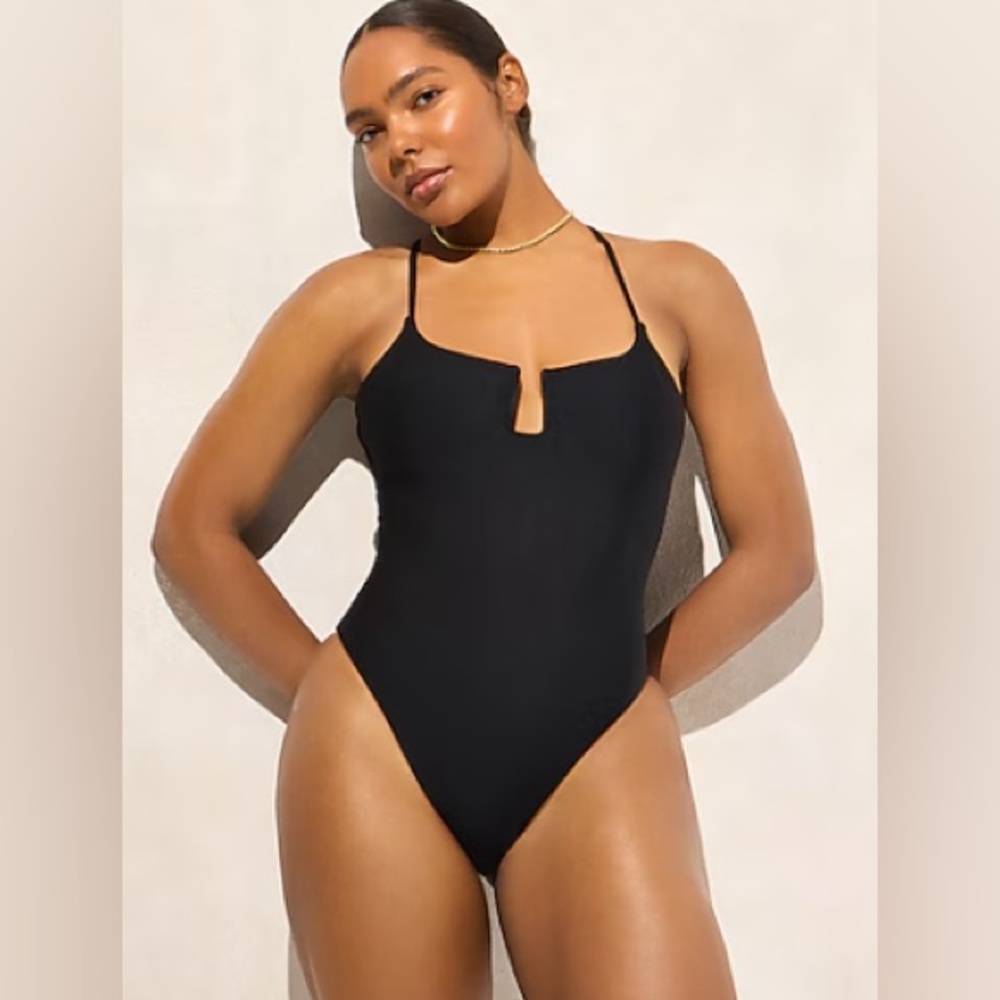 J. Crew Women's Black Mira One-piece Swimsuit in Classic Sculpt, Size 2